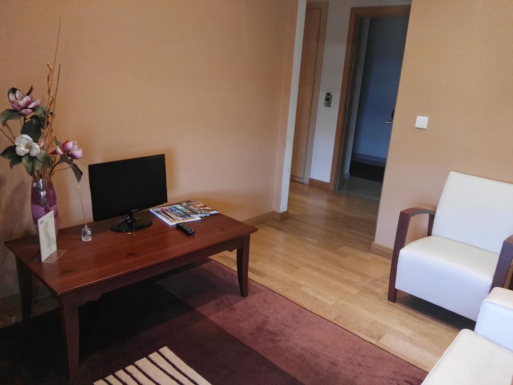 Hotel Santa Ana Arrasate/Mondragon Экстерьер фото